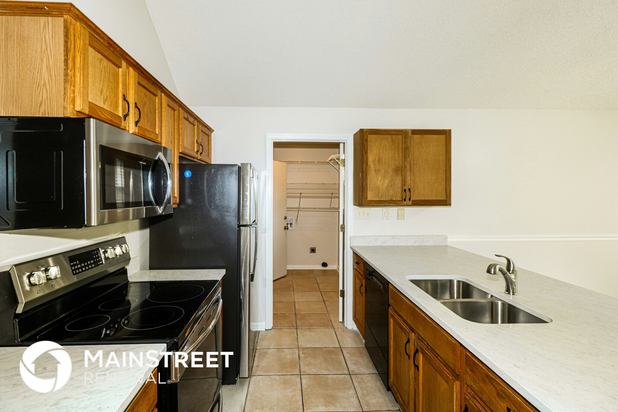 Building Photo - 11215 Ram Hill Cove