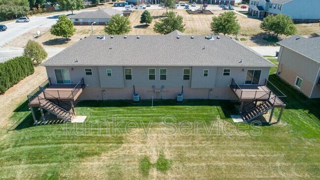 Building Photo - 1602 Barrington Pkwy