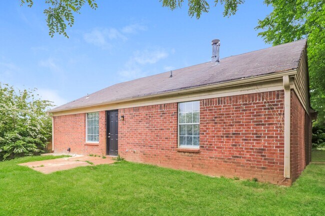 Building Photo - 7095 Presmond Rd