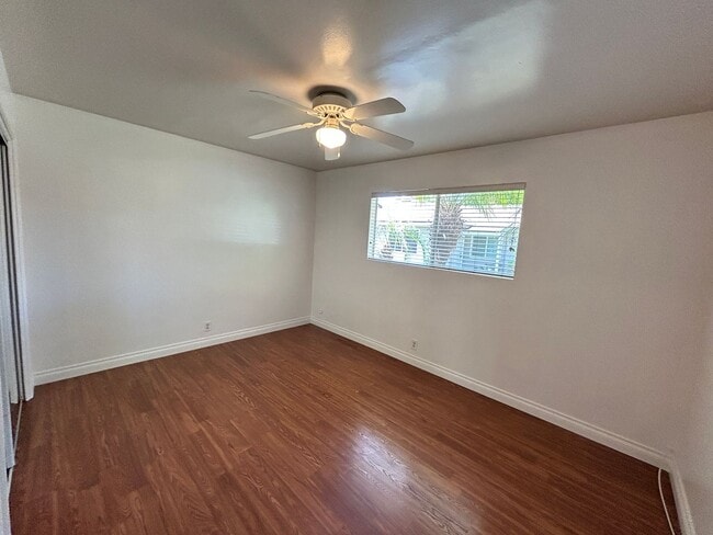 Building Photo - Adorable 2 Bed 1 Bath Duplex Unit in Orange Near Old Towne Orange
