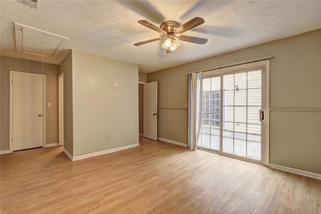 Building Photo - 2389 Old Rex Morrow Rd