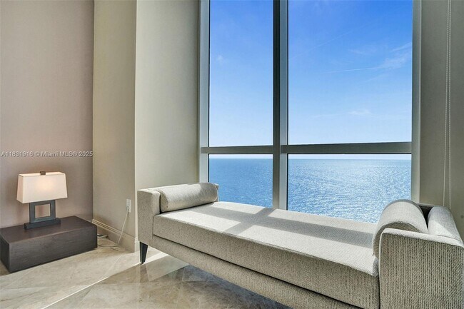Building Photo - 18101 Collins Ave