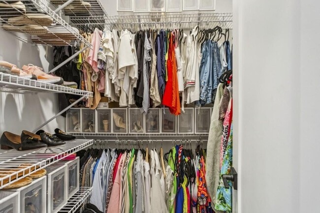 Building Photo - 3346 Kenyon Creek Dr NW