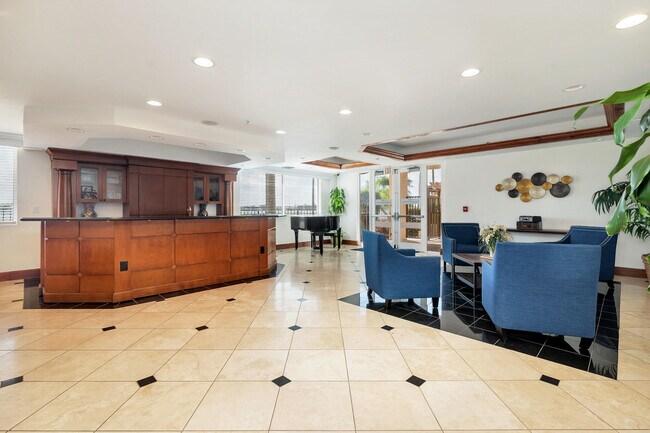 Building Photo - 1801 N Flagler Dr