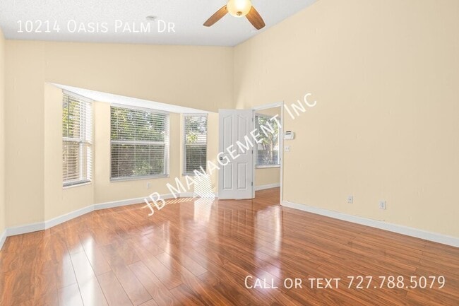 Building Photo - 10214 Oasis Palm Dr