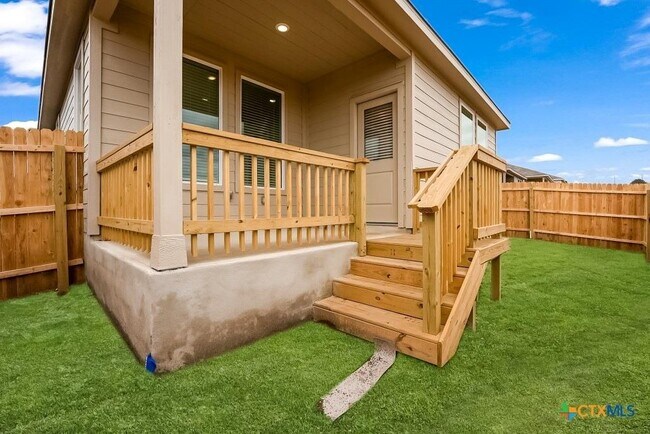 Building Photo - 247 Flathead