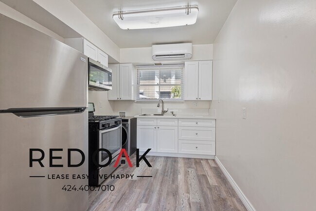 Building Photo - 2437 S Centinela Ave