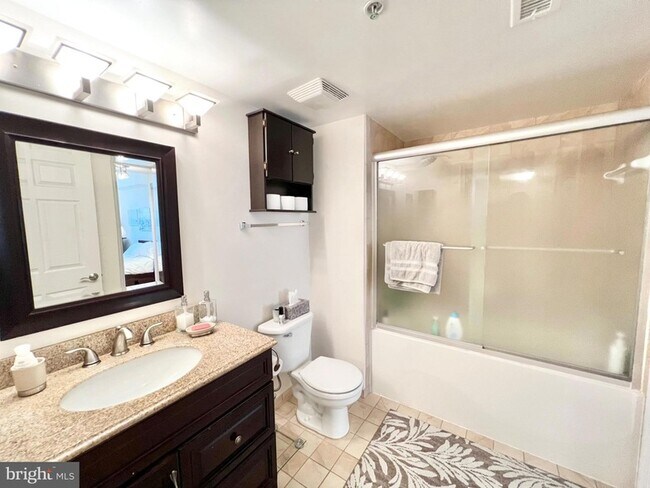 Building Photo - 3830 9th St N