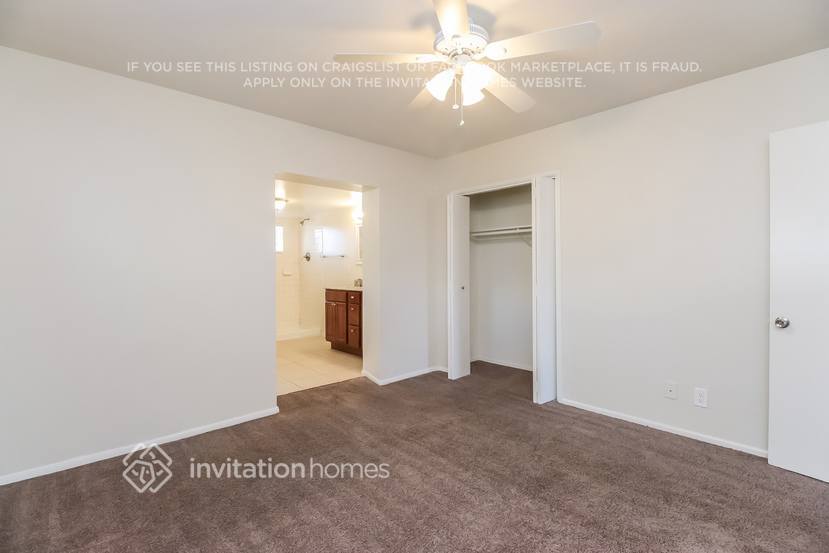 Building Photo - 2401 W Shady Glen Ave