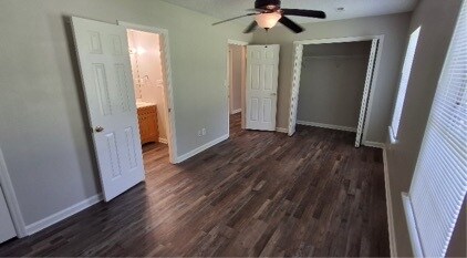 Building Photo - 205 Buffalo Creek Dr