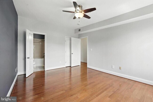Building Photo - 408 Kennedy St NW
