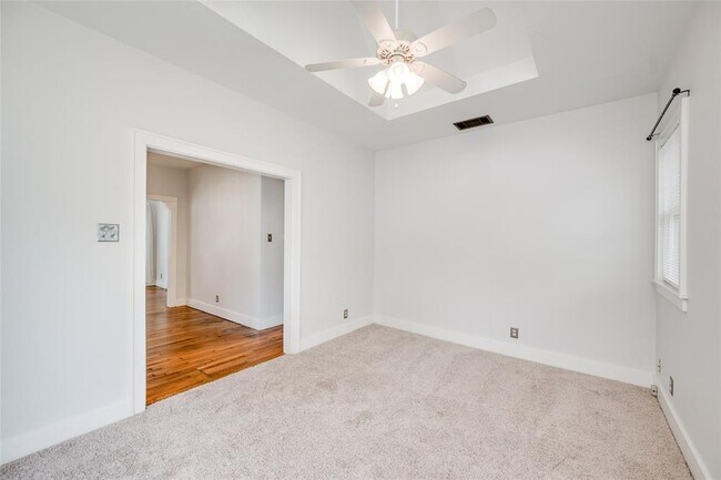 Building Photo - 1623 Palma Plaza