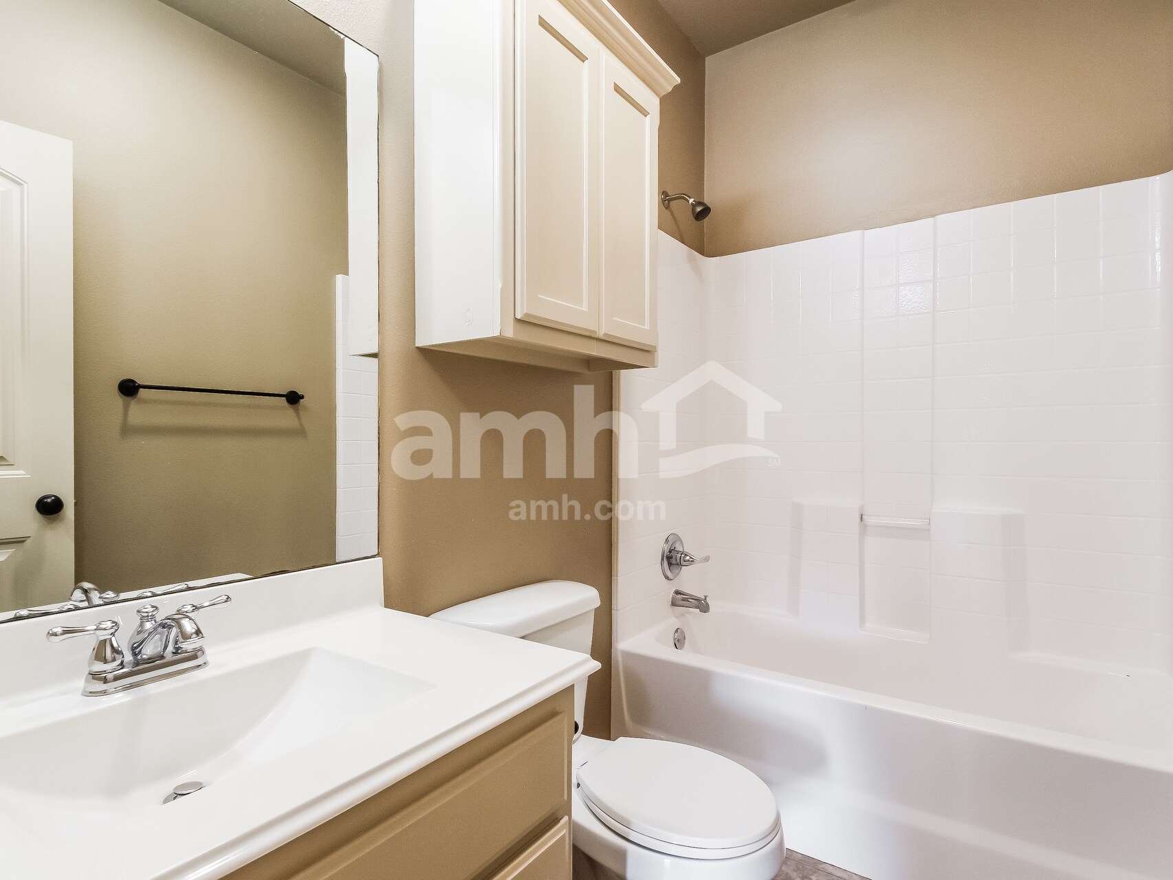 Building Photo - 14537 S Urbana Ct