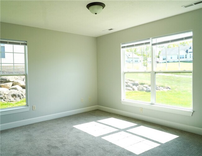 Building Photo - 0 Traditions Pl