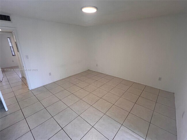 Building Photo - 7727 SW 86th St