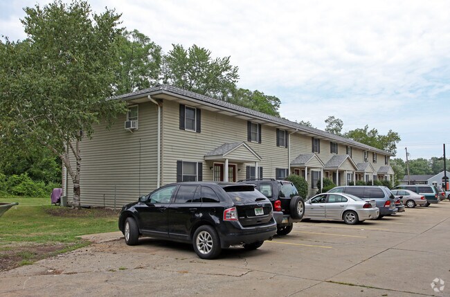 Primary Photo - 251 N Spring Grove St