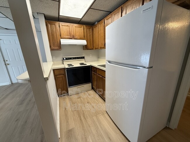 Building Photo - 9298 Hayden Dr