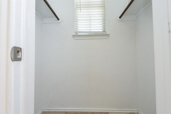 Building Photo - 14730 Jasper Stream Ct