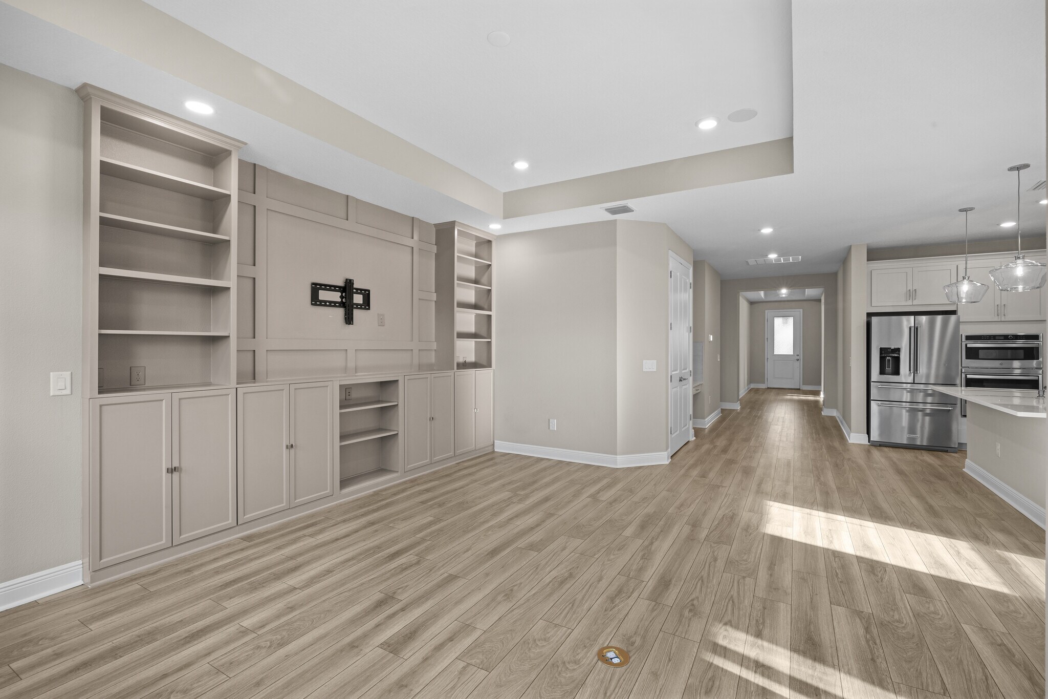Building Photo - 17534 Savory Mist Cir
