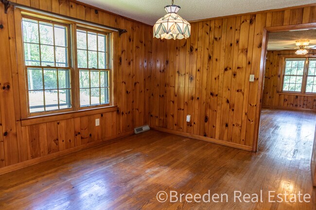 Building Photo - 8321 NC-181