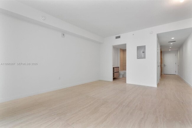 Building Photo - 77 SE 5th St