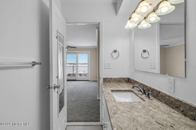 Building Photo - 130 Bodman Pl