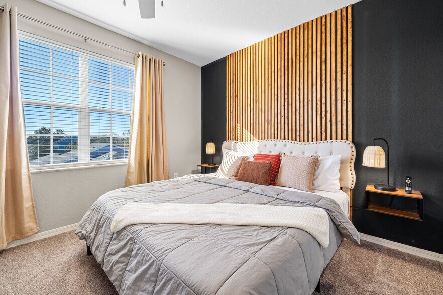 Building Photo - 9874 Montague St