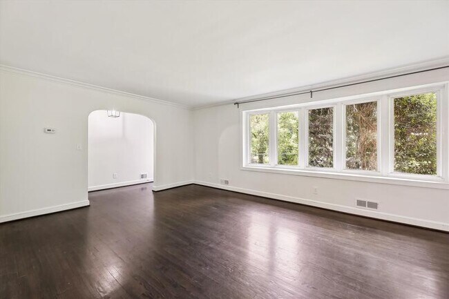 Building Photo - 1824 Allison St NW