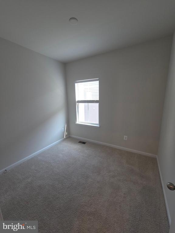 Building Photo - 2558 Hopton Ln