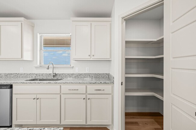 Building Photo - Country Living In Idalou ISD!