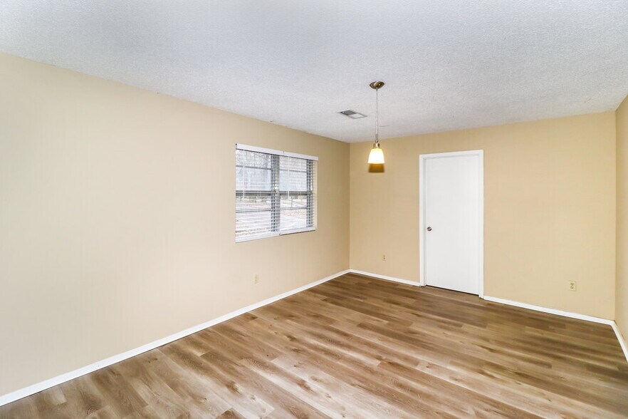 Building Photo - 9091 S Wilderwood Ln