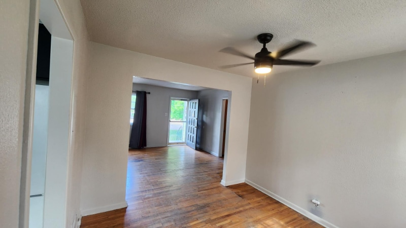 Building Photo - 2421 13th Ave