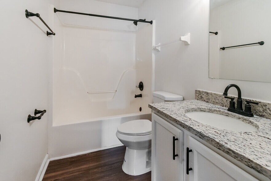 Building Photo - 7159 Creekside Dr
