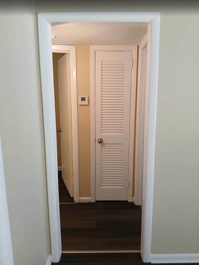 Building Photo - MOVE IN READY! NOW AVAILABLE!!! $0 SECURIT...