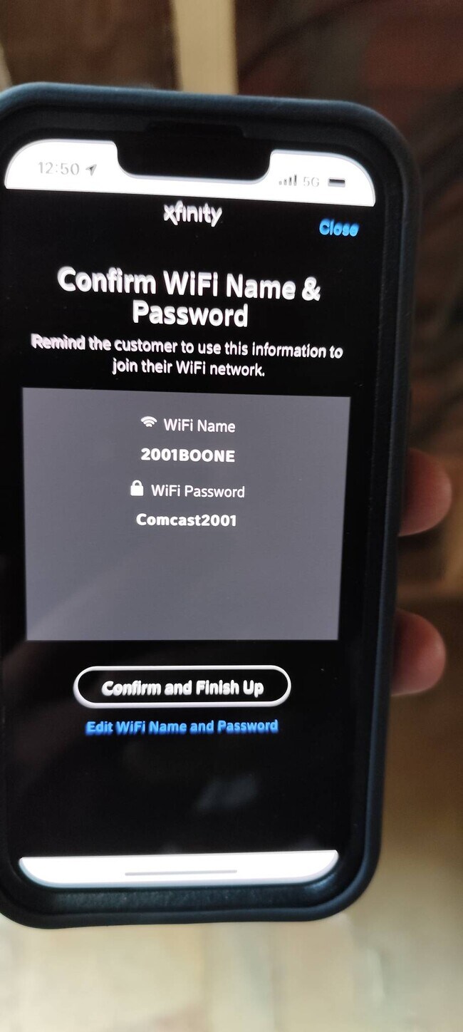 Building Photo - 2001 Boone St