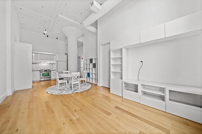 Primary Photo - 50 Dey St