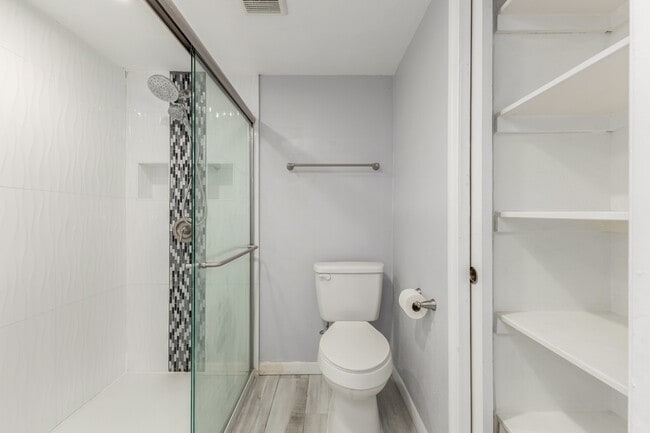 Building Photo - 4938 N 74th St