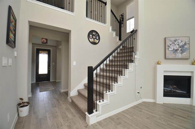 Building Photo - 28615 Halle Ray Dr
