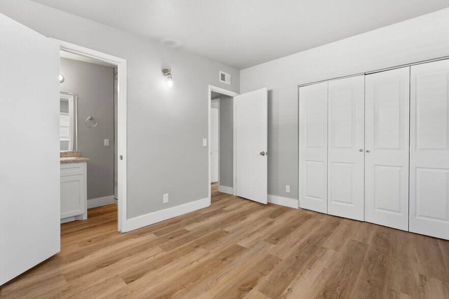 Building Photo - 2714 64th St