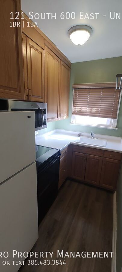 Building Photo - 121 S 600 E