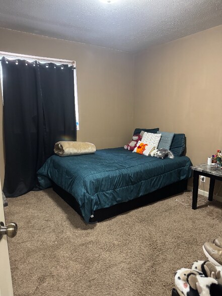 Building Photo - 3113 S 60th St