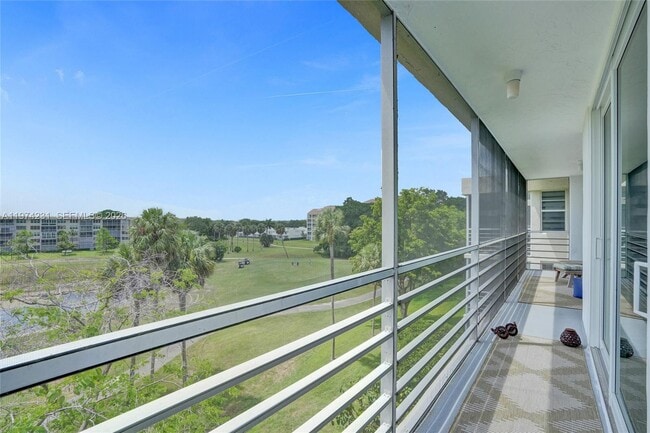 Building Photo - 805 Cypress Blvd