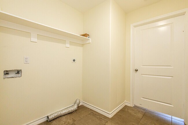 Building Photo - 3508 Eduardo E. Hayes Rd