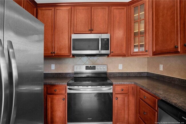 Building Photo - 1717 Kershaw Loop