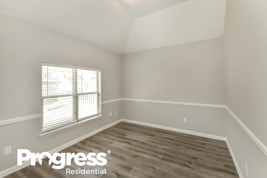 Building Photo - 1126 Joslin Path