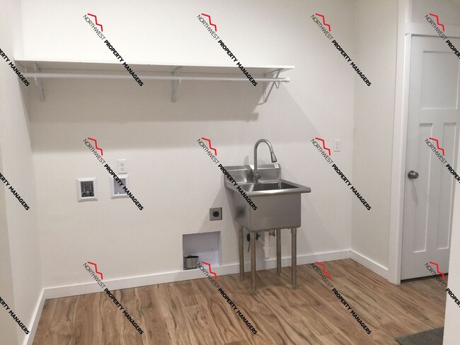 Building Photo - STATUS: * AVAILABLE * | R210A | $2095 + $2...