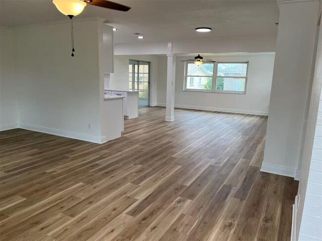 Building Photo - 11093 54th Ave N