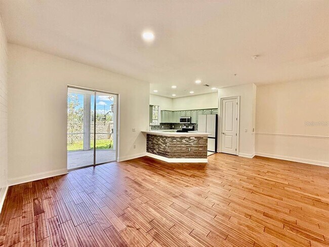Building Photo - 8614 Miramar Terrace Cir