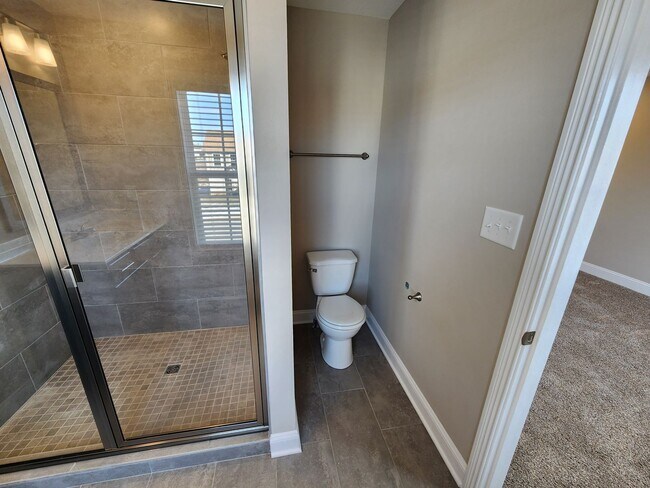 Building Photo - Welcome To Clarksville!