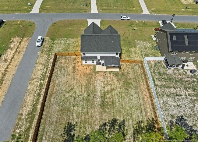 Building Photo - 161 Nairn St